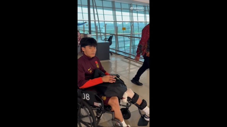 成都蓉城官方：胡荷韜左膝韌帶和半月板疑似損傷，有待進(jìn)一步檢查