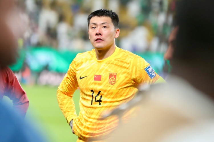 韓媒：中國隊(duì)從沒憑硬實(shí)力進(jìn)過世界杯，無意義勝利后卻迷之自信