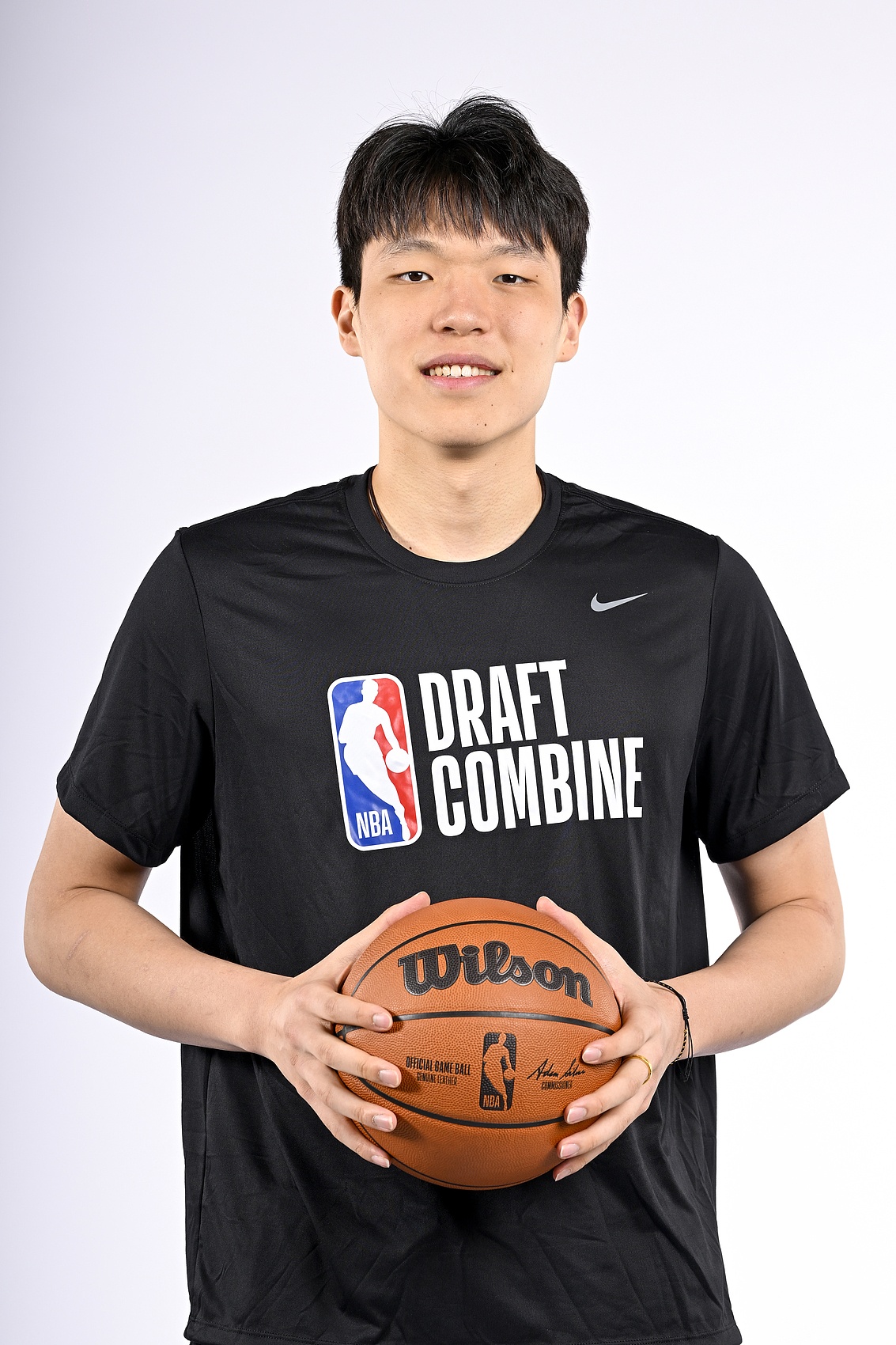 明天就是選秀大會(huì)了??吧友們一人一句話祝福一下楊瀚森吧！