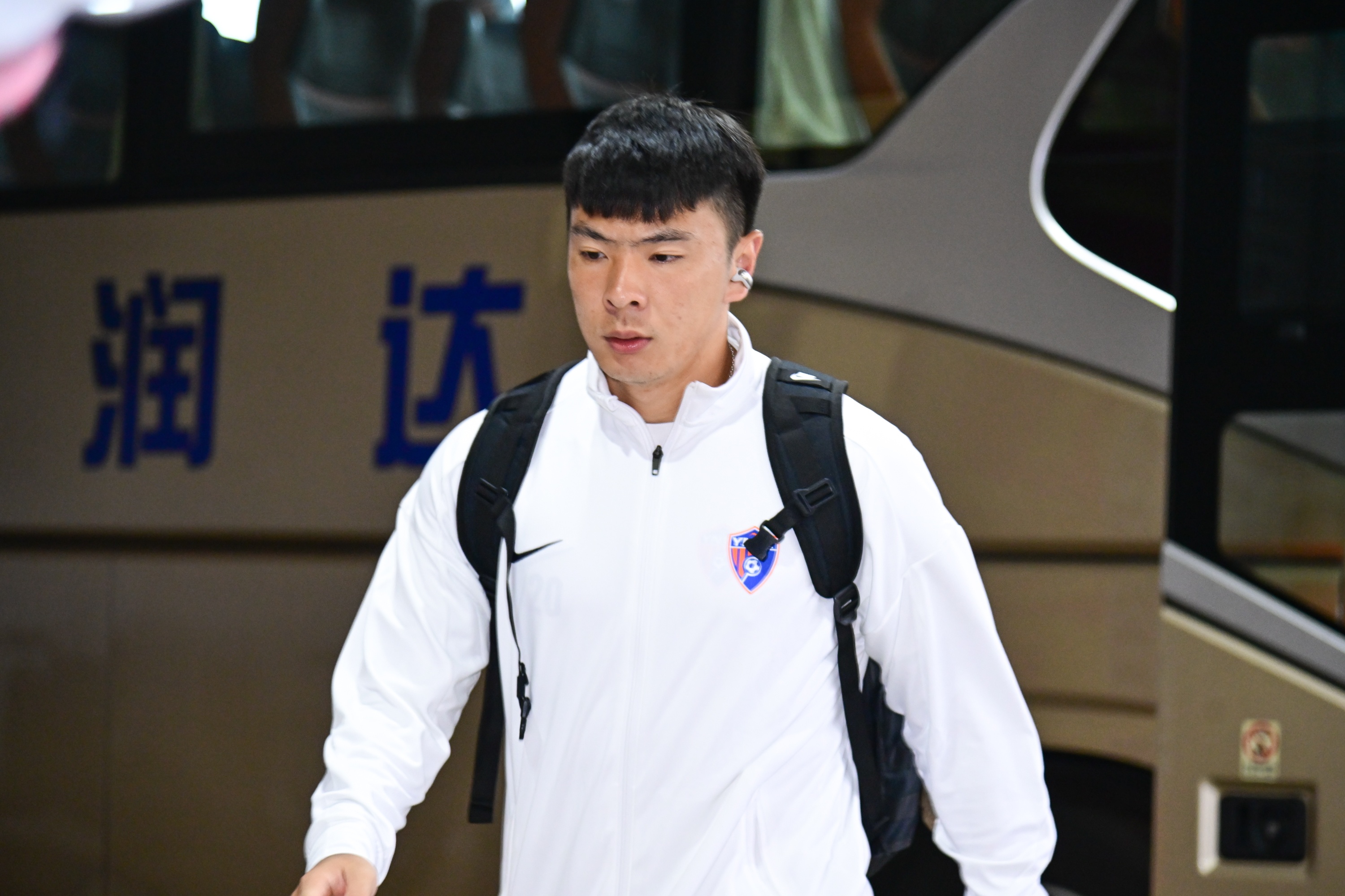 本賽季出戰(zhàn)10場中超！博主：玉昆球員張宇峰將回歸亞泰