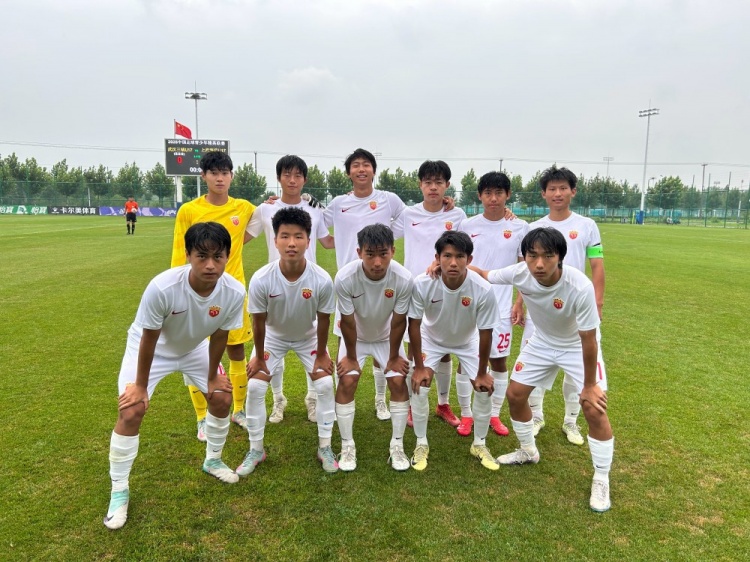 青少年精英聯(lián)賽第一階段 上海海港U17隊(duì)2:0戰(zhàn)勝武漢三鎮(zhèn)U17隊(duì)