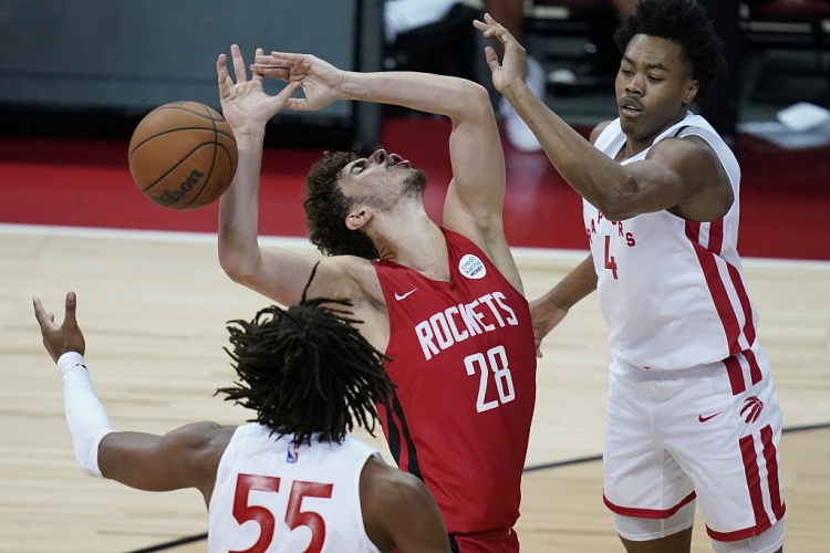 申京：在土耳其打球輸了就像有人死了一樣 剛進(jìn)NBA時很難適應(yīng)