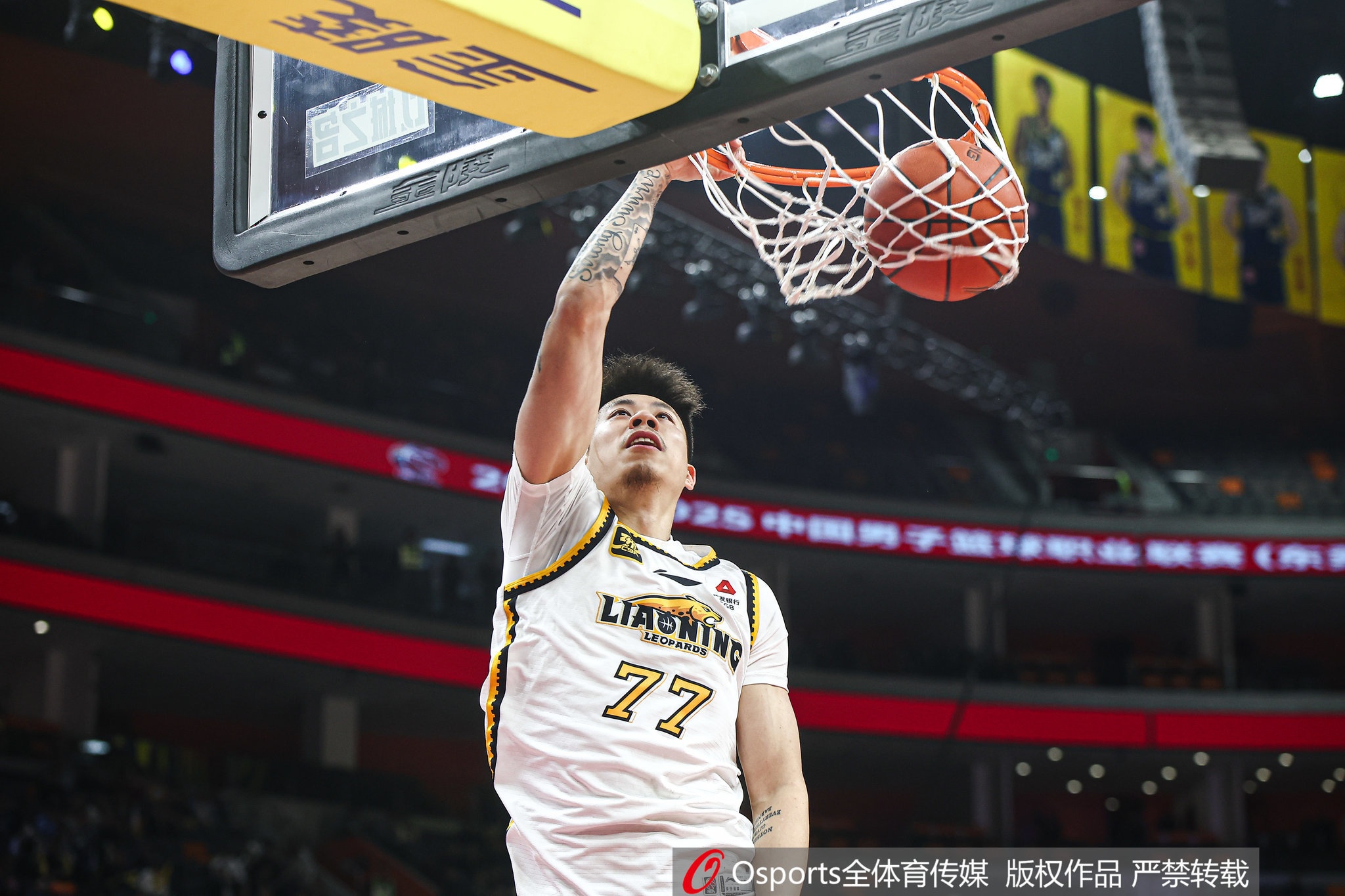 媒體人：張鎮(zhèn)麟加盟上海男籃的遼滬大交易預計將在8月29日官宣