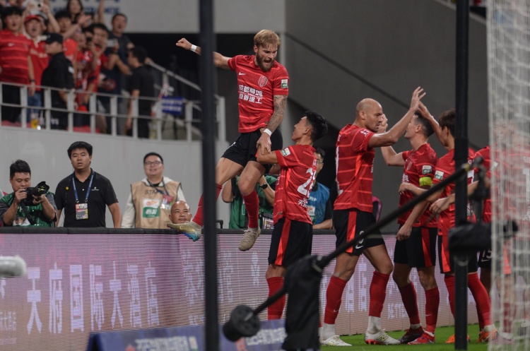 記者：9月21日申花主場戰(zhàn)蓉城不好踢，屆時的策略選擇很關(guān)鍵