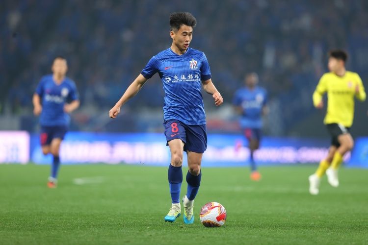 曹赟定談戴偉浚、謝鵬飛重傷：不在體系里，主教練不需要技術(shù)流